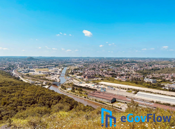 La vue depuis le sommet du terril du Boubier à Châtelet